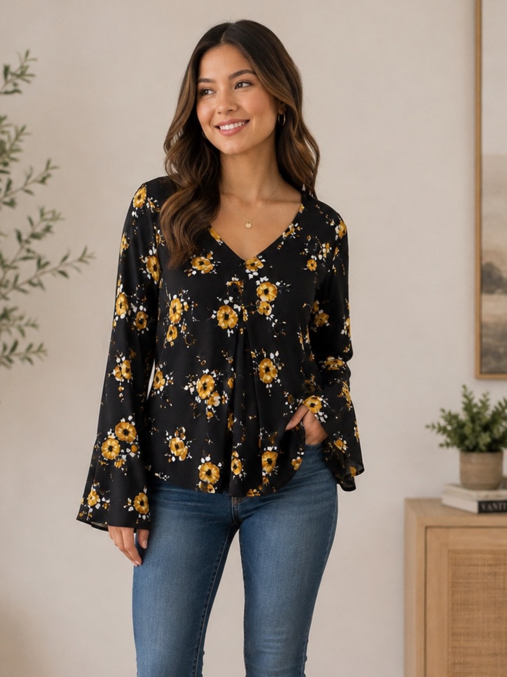 Torrid‎ Black Yellow Floral Georgette V
Neck Long Sleeve Blouse Size 10 Boho